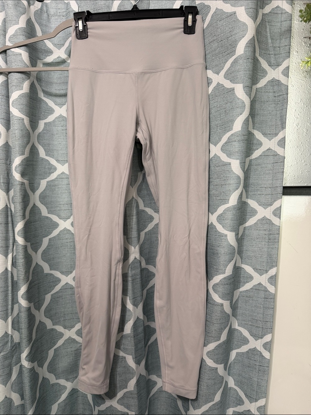 lululemon athletica Align High-Rise Leggings in Light Gray